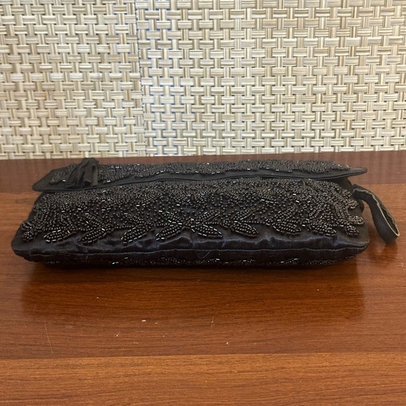 🌟2xHP🌟VTG 1960 Marie Antoinette of Paris Black Micro Bead Satin Evening Clutch - Picture 12 of 15